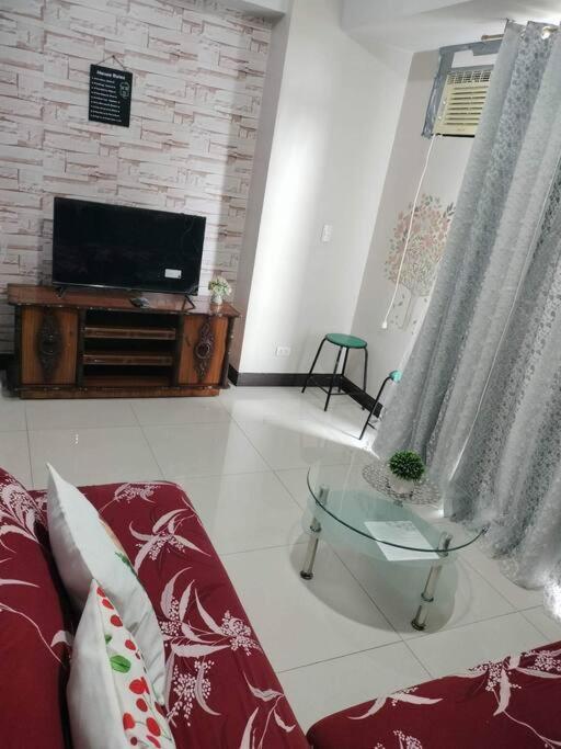 Cubao Manhattan Heights, Unit 8Bc Tower B, 1 Br Manila Eksteriør billede