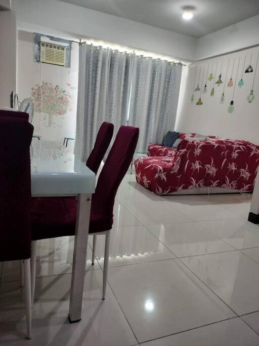 Cubao Manhattan Heights, Unit 8Bc Tower B, 1 Br Manila Eksteriør billede